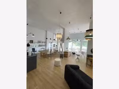 Local commercial 131m² à vendre 13008 Marseille