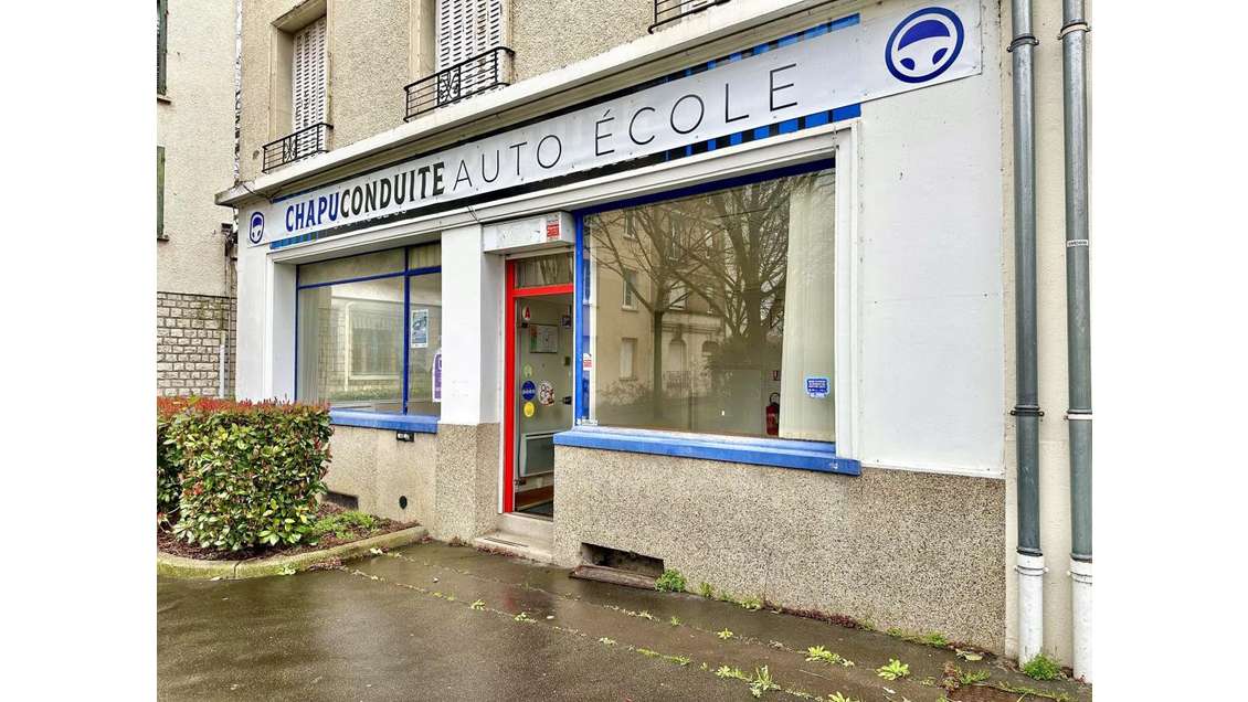 Vente local commercial 53m² libre à Melun
