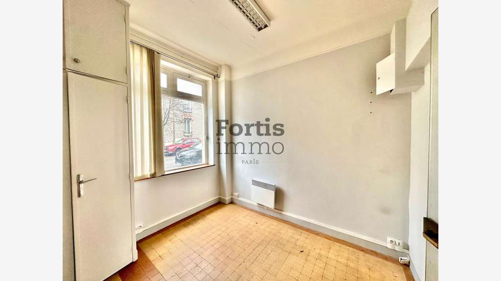 Vente local commercial 53m² libre à Melun