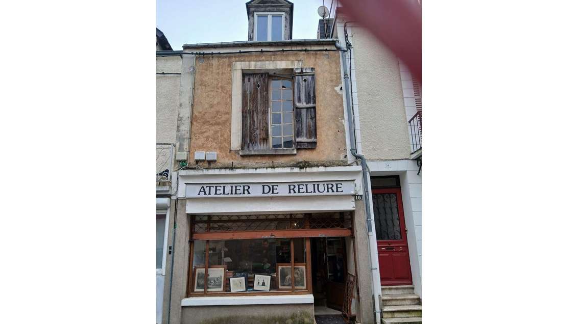 Vente local commercial 83m² à Montargis centre