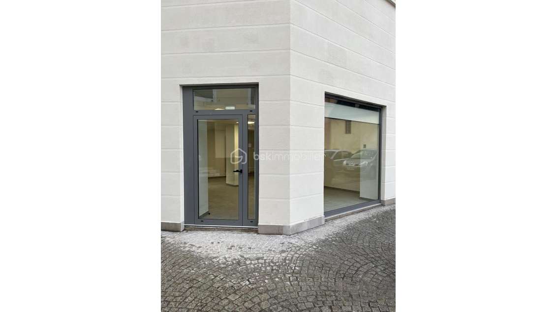 Vente local 43m² refait à neuf à Moûtiers