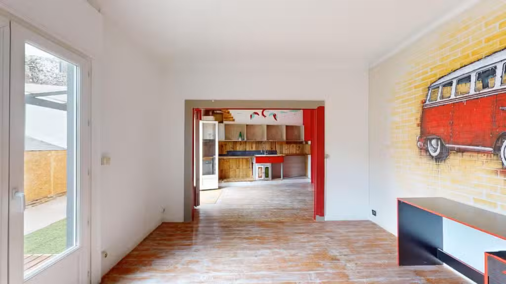 Local commercial 210m² + appartement 70m² T3