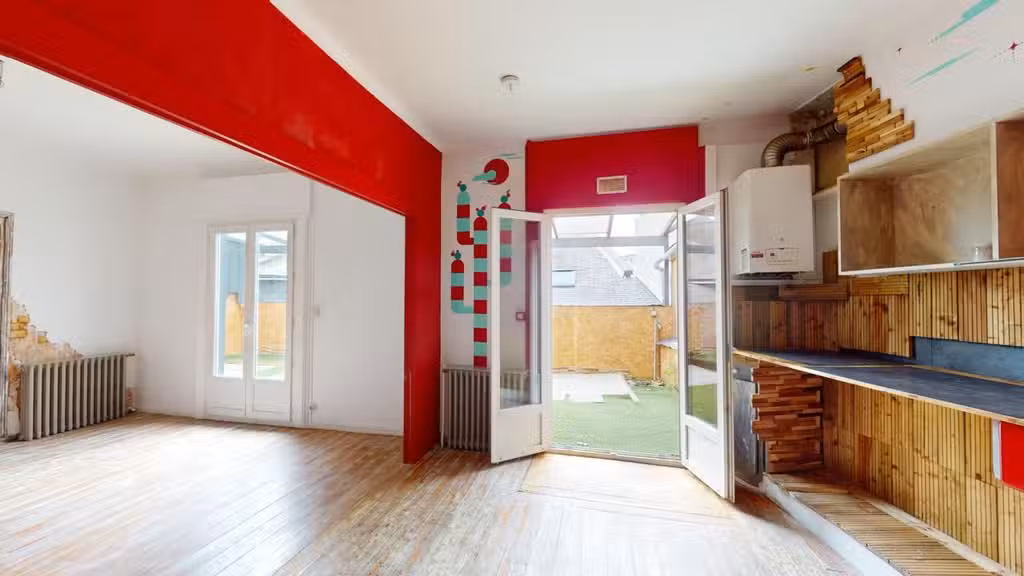 Local commercial 210m² + appartement 70m² T3