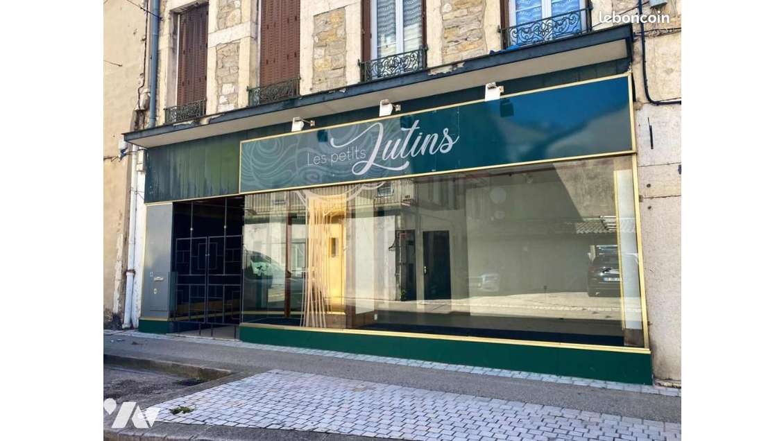 Vente local commercial 62m² au coeur de Nantua