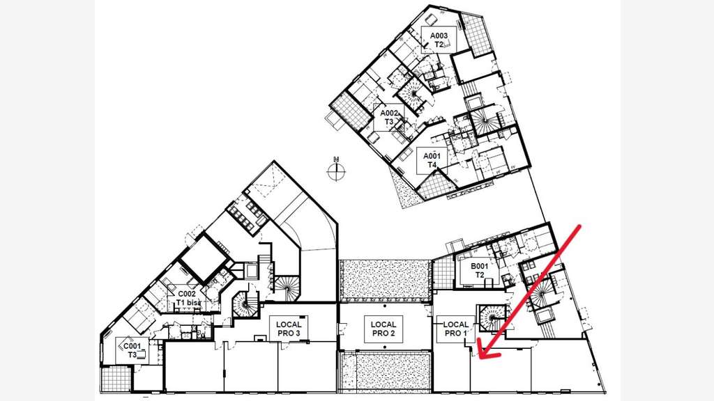 A vendre local commercial neuf centre Bourgoin