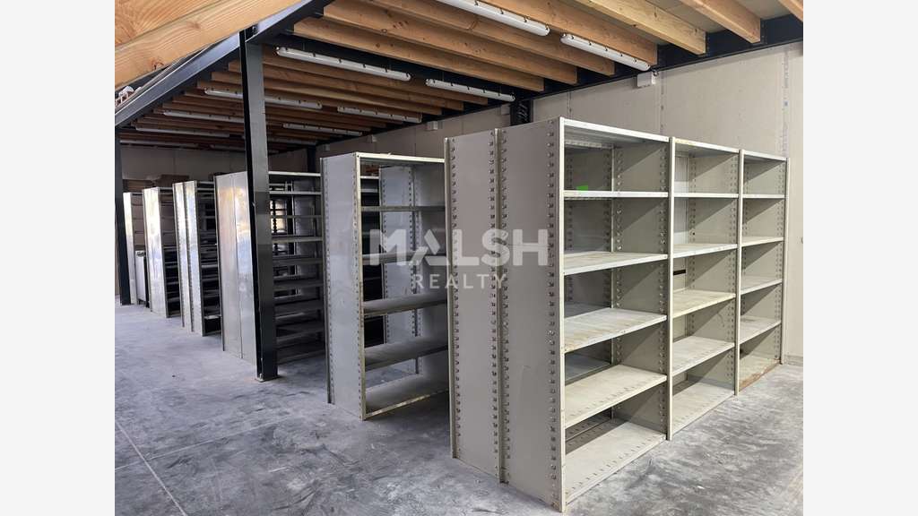 Vente local 824m² sur 2682m² Pouilly-sous-Charlieu