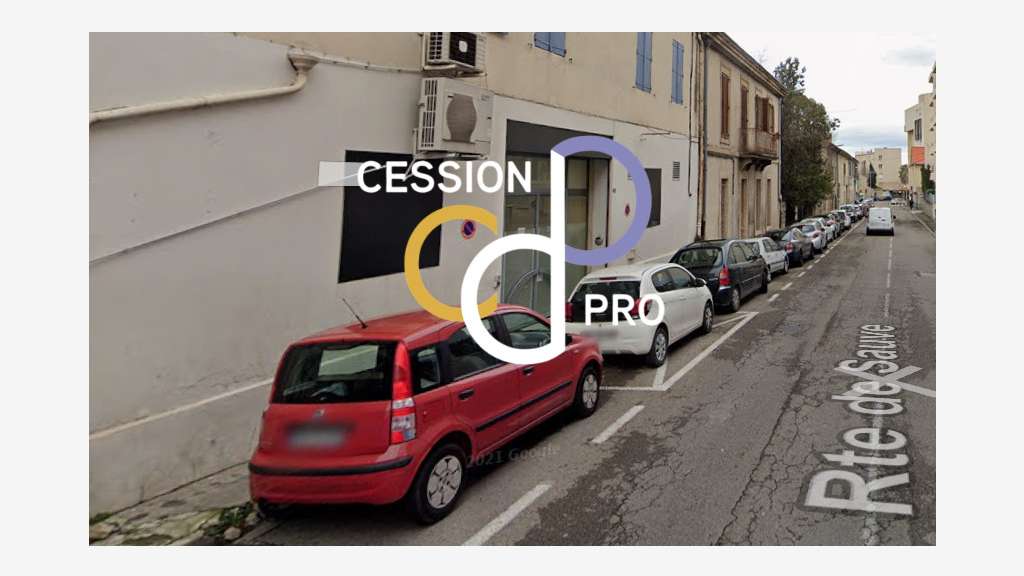 Local commercial 125m² à céder à Nîmes