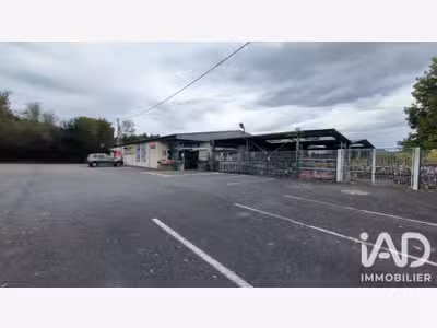 Vente local occupé 630m² empl premium à Monein