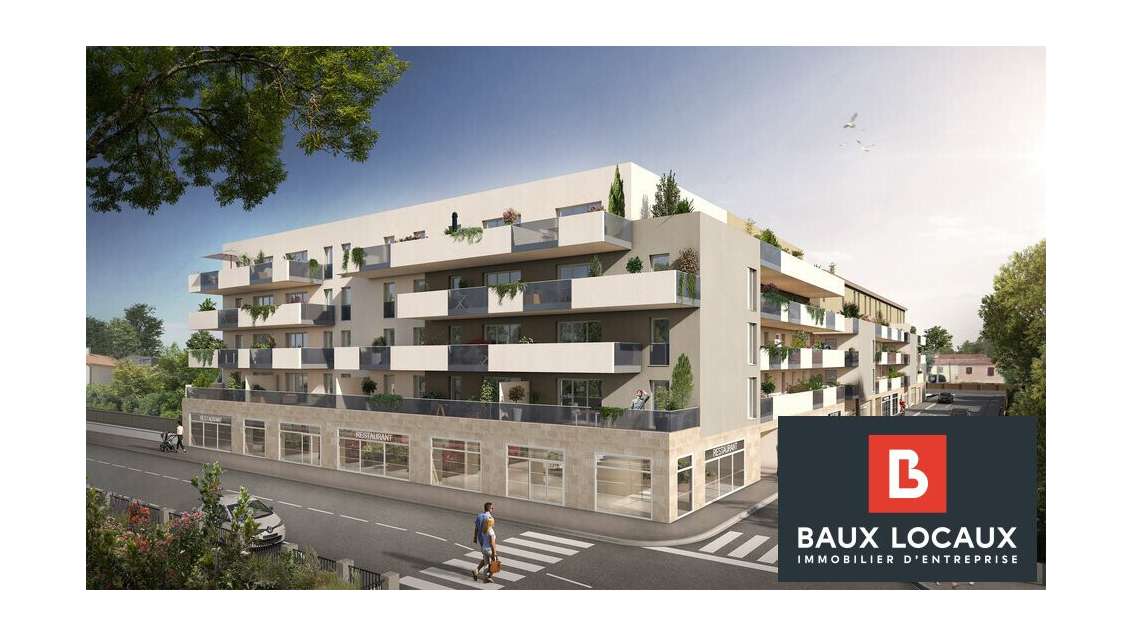 Vente local commercial ou bureau 492m² à Miramas