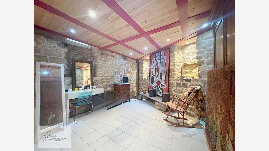 A vendre superbe local mixte à Paris 11e