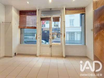 Vente local commercial 74m² à Paris 12e Nation