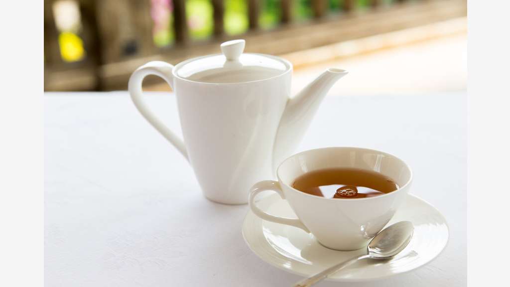 AV local commercial rue très passante Paris centre