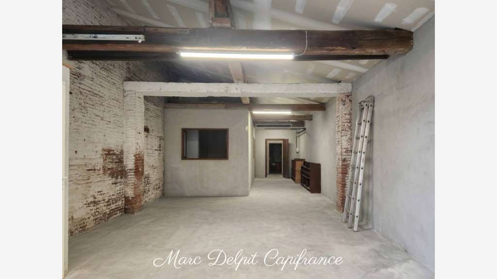 A vendre local commercial avec garage à Perpignan