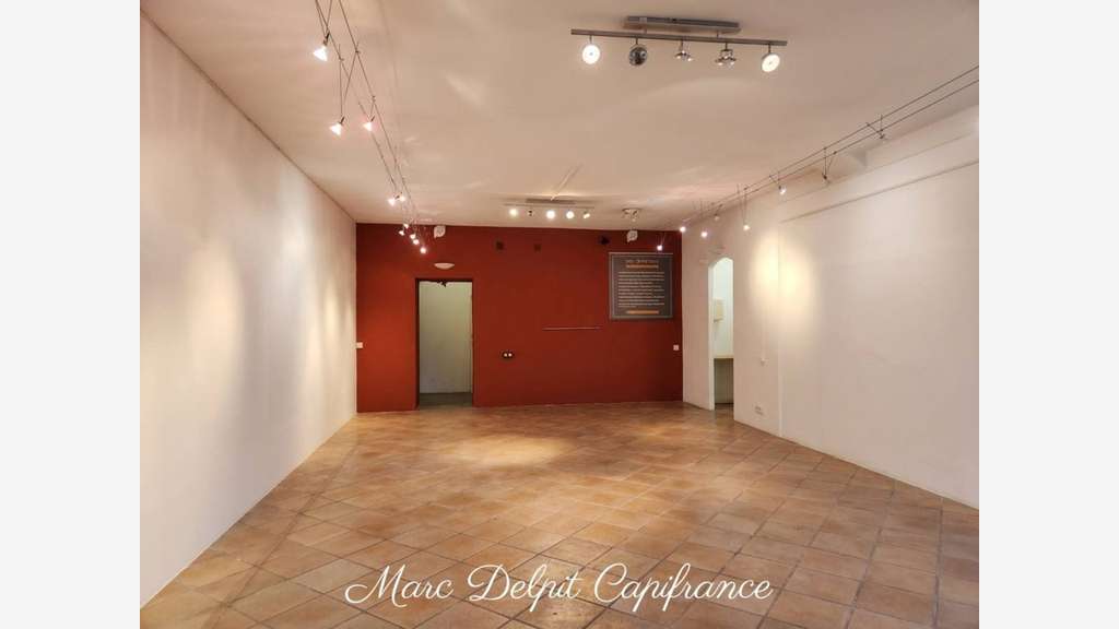 A vendre local commercial avec garage à Perpignan