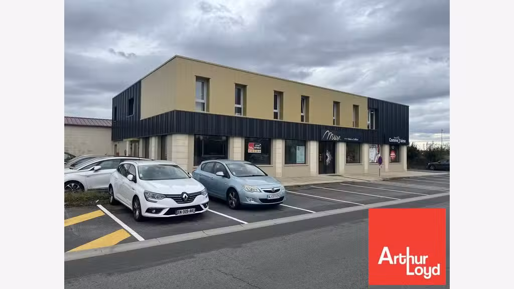 Local 115m² à vendre zone commerciale de Poitiers