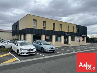 Local 115m² à vendre zone commerciale de Poitiers