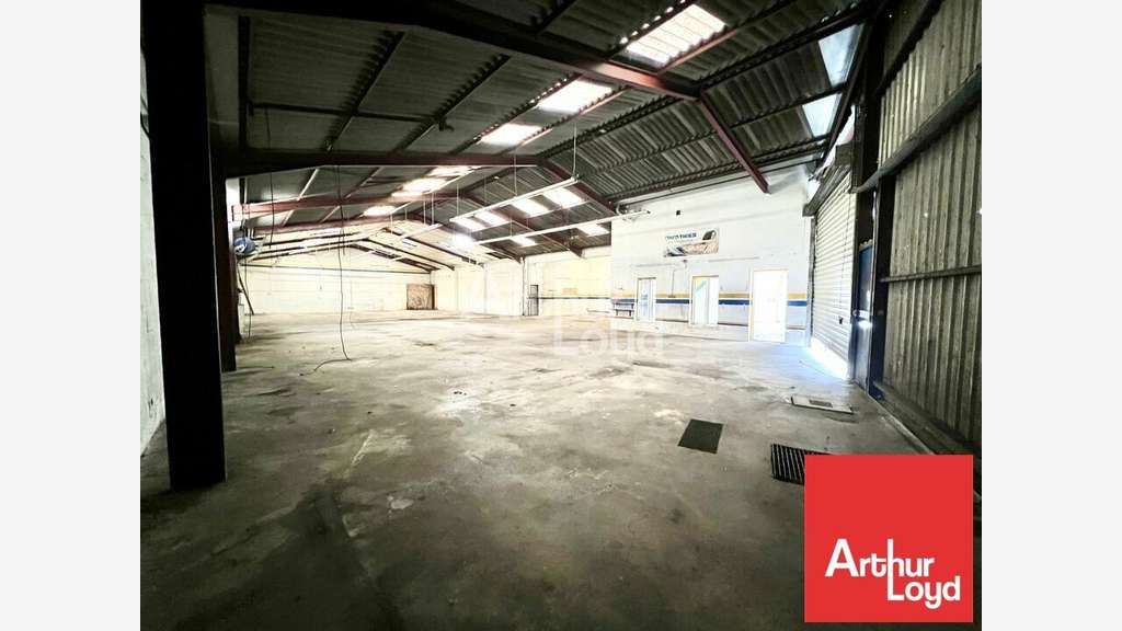 Local exceptionnel 510m² à vendre à Poitiers