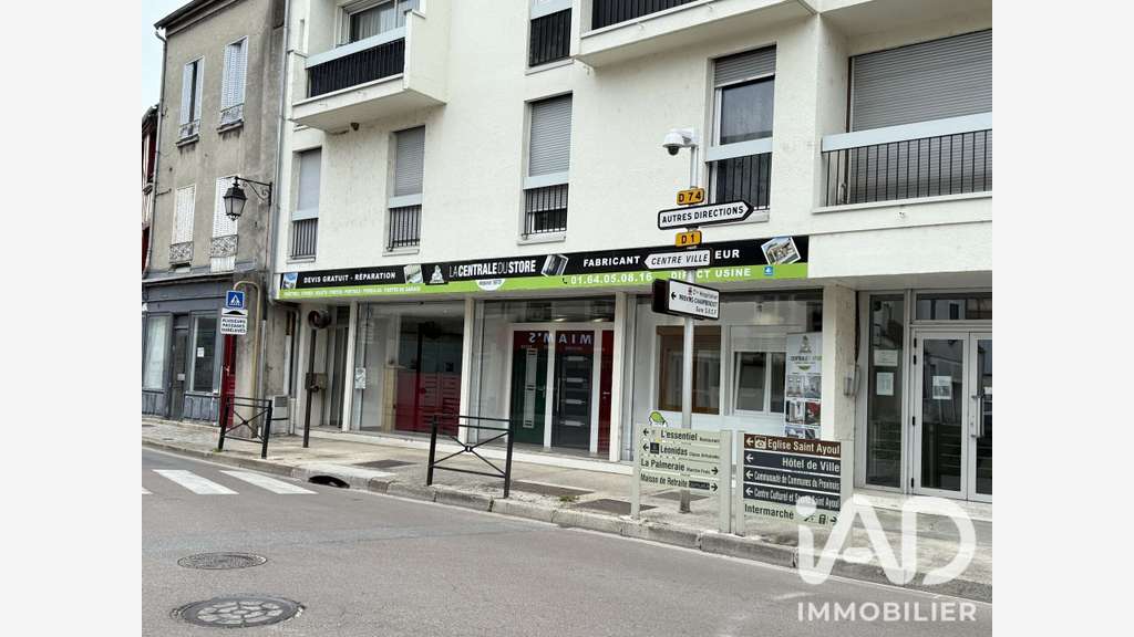 Vente local commercial 58m² à Provins
