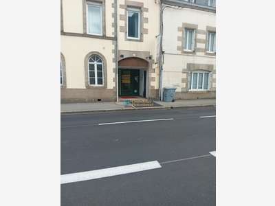 Vente local commercial 584m² en entrée de Quimper