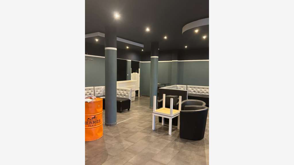 Vente local commercial libre 80m² à Rennes
