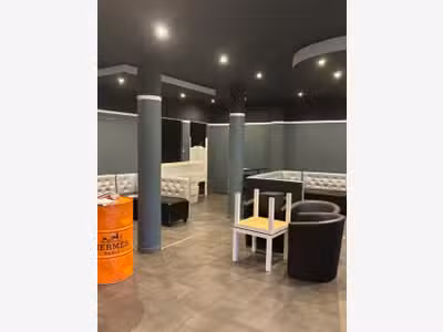 Vente local commercial libre 80m² à Rennes