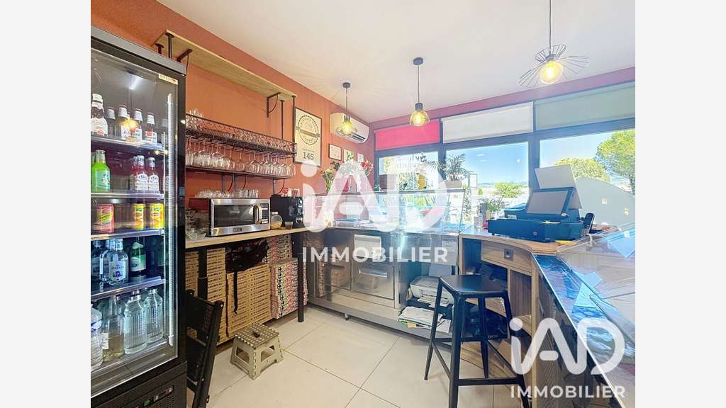 Vente local commercial 96m² à L'Isle-sur-la-Sorgue