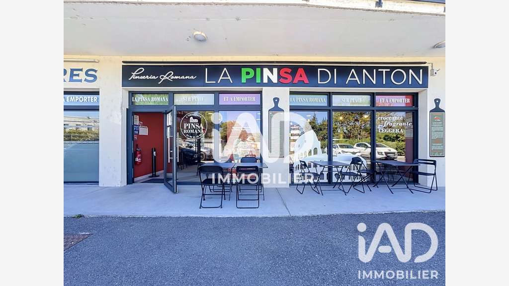 Vente local commercial 96m² à L'Isle-sur-la-Sorgue