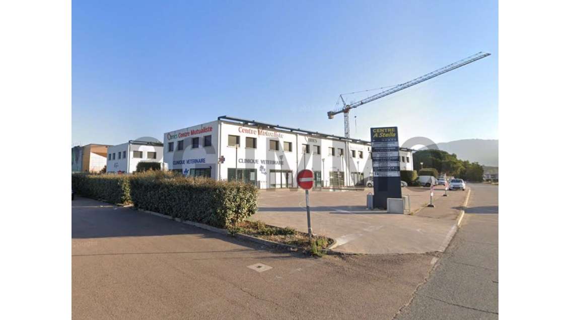 Vente local commercial de 58m² à Sarrola-Carcopino