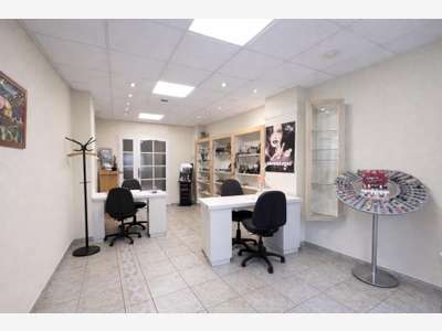 AV local 41m² emplacement central à Saint-Avold