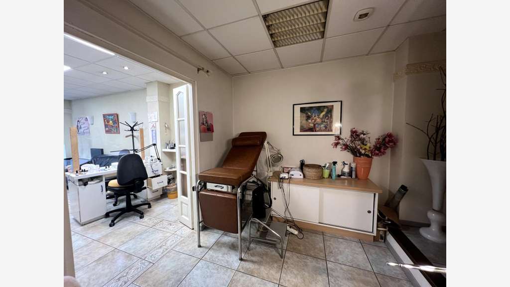 AV local 41m² emplacement central à Saint-Avold