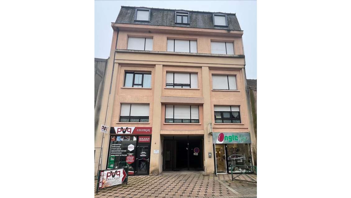 AV local 41m² emplacement central à Saint-Avold