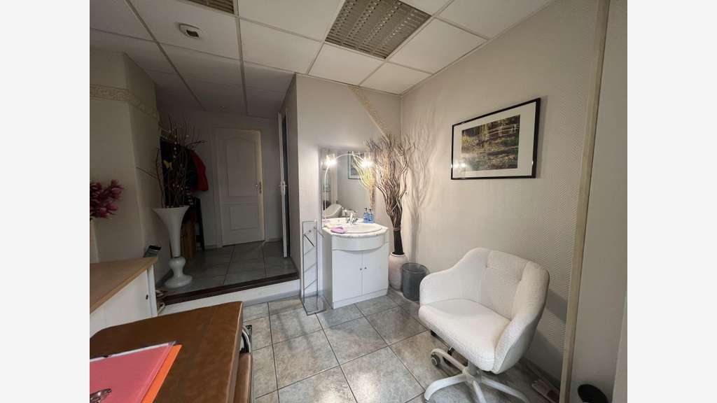 AV local 41m² emplacement central à Saint-Avold