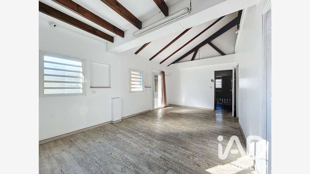 Vente local commercial 250m² à Saint-Denis centre