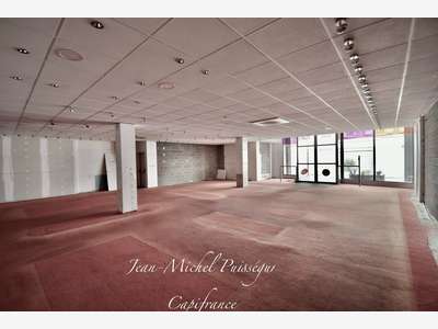 Local commercial 260m² à vendre St Gaudens centre