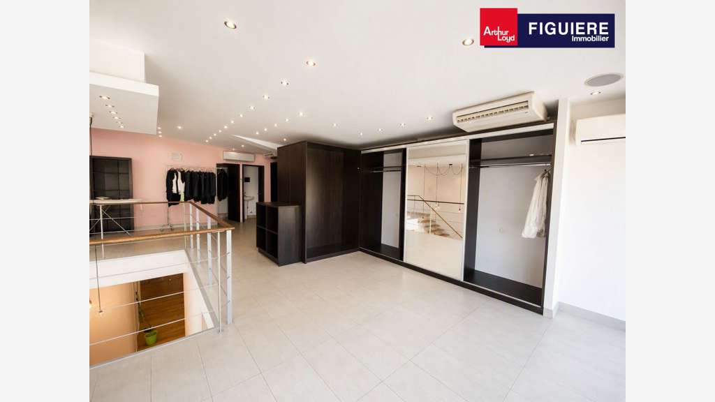 Local 150m² à vendre ou à louer ZAC des Étangs