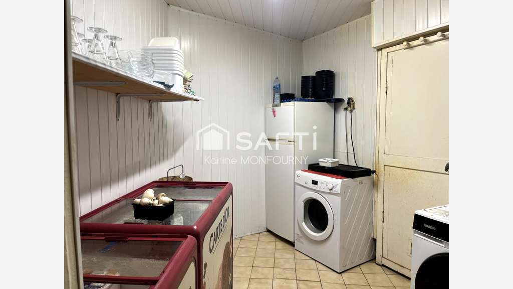 Vente local commercial et habitation à St-Quentin