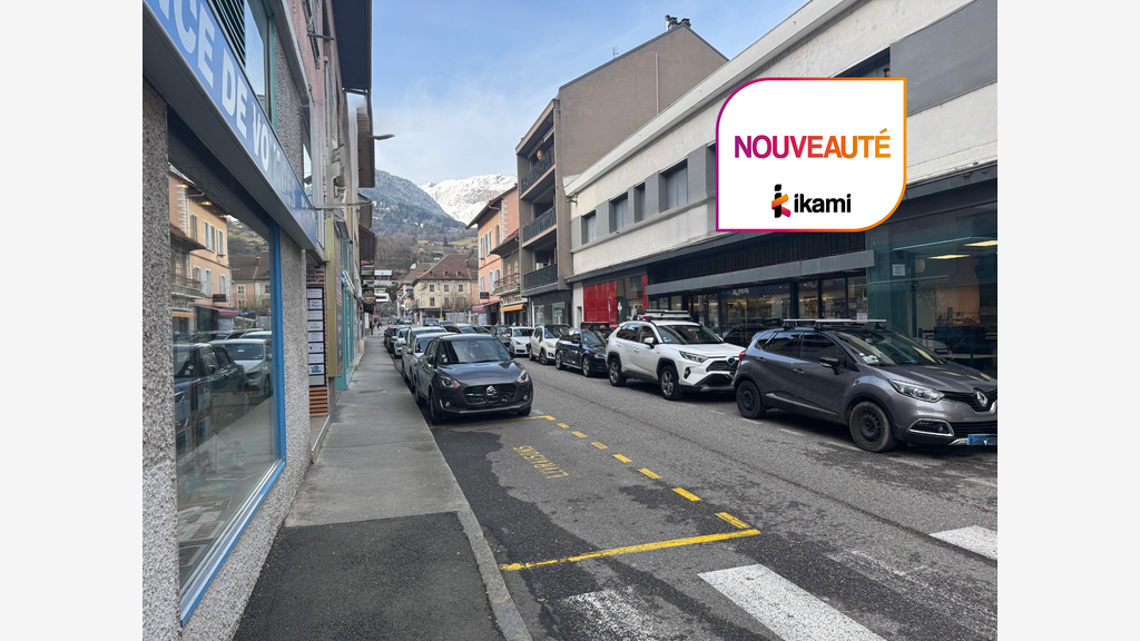 Vente local commercial 90m² à Sallanches