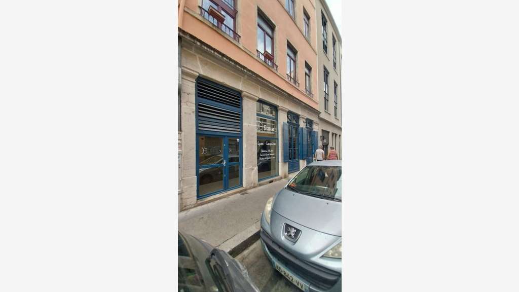 Murs commerciaux libres 85m² Croix Rousse 69004