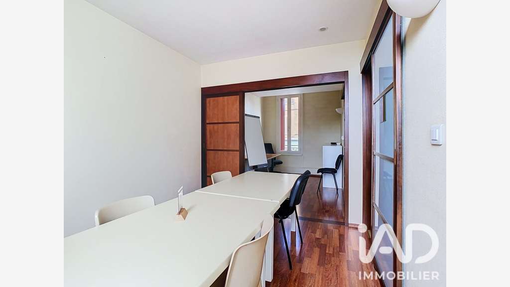Vente local commercial 177m² à Sézanne centre