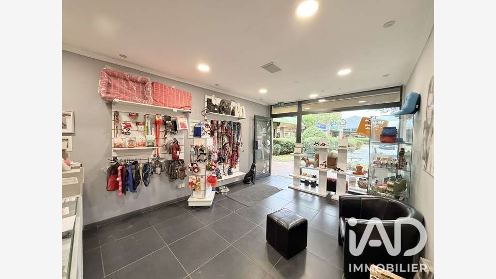DAB local commercial 69m² à Soisy-sur-Seine