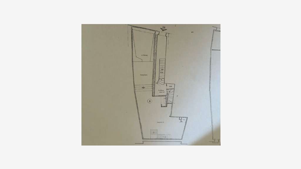 A vendre local commercial de 130m²à Toulon centre 