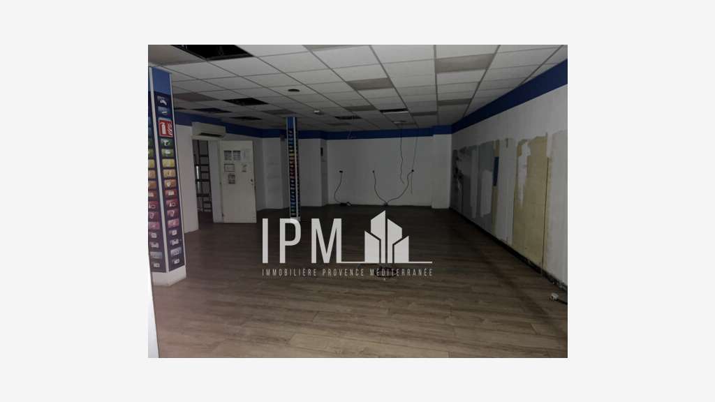 A vendre local commercial de 130m²à Toulon centre 