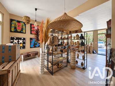 Vente local commercial 74m² à Sanary-sur-Mer