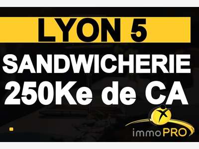 Vente local commercial 65m² très bien situé Lyon 5