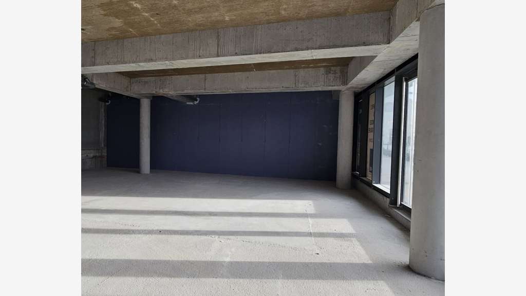 A vendre local commercial 90m² à Vannes centre