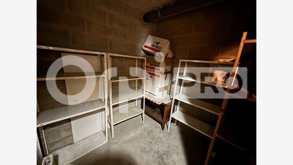 Joli local commercial 71m² centre Villefranche