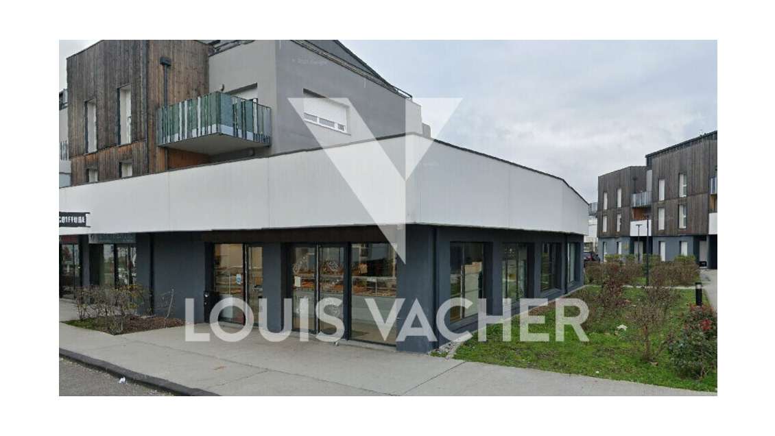 Vente local commercial 155m² à Villenave-d'Ornon 