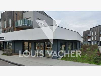 Vente local commercial 155m² à Villenave-d'Ornon 