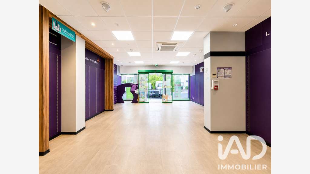 Vente local commercial 127m² à Vitry-sur-Orne