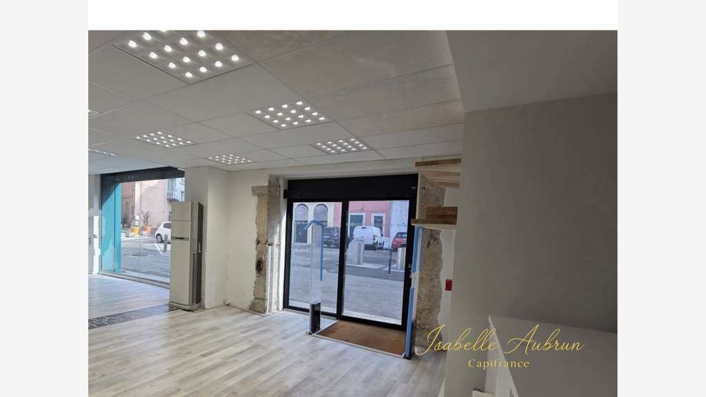 Local 75m² à vendre bel emplacement à Voiron